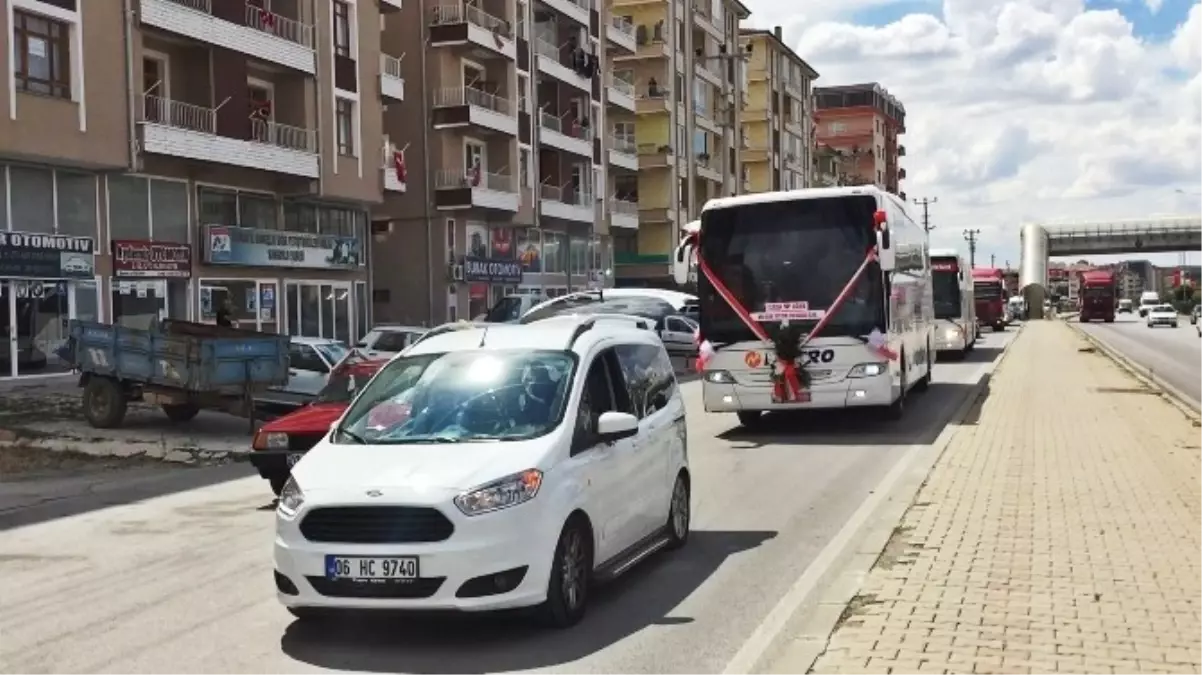 Böyle Olur Otobüs Şoförünün Gelin Arabası