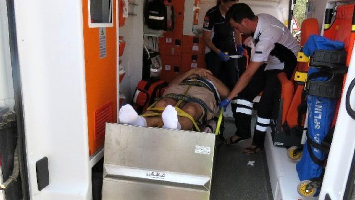 Çanakkale\'de Trafik Kazası: 1 Yaralı