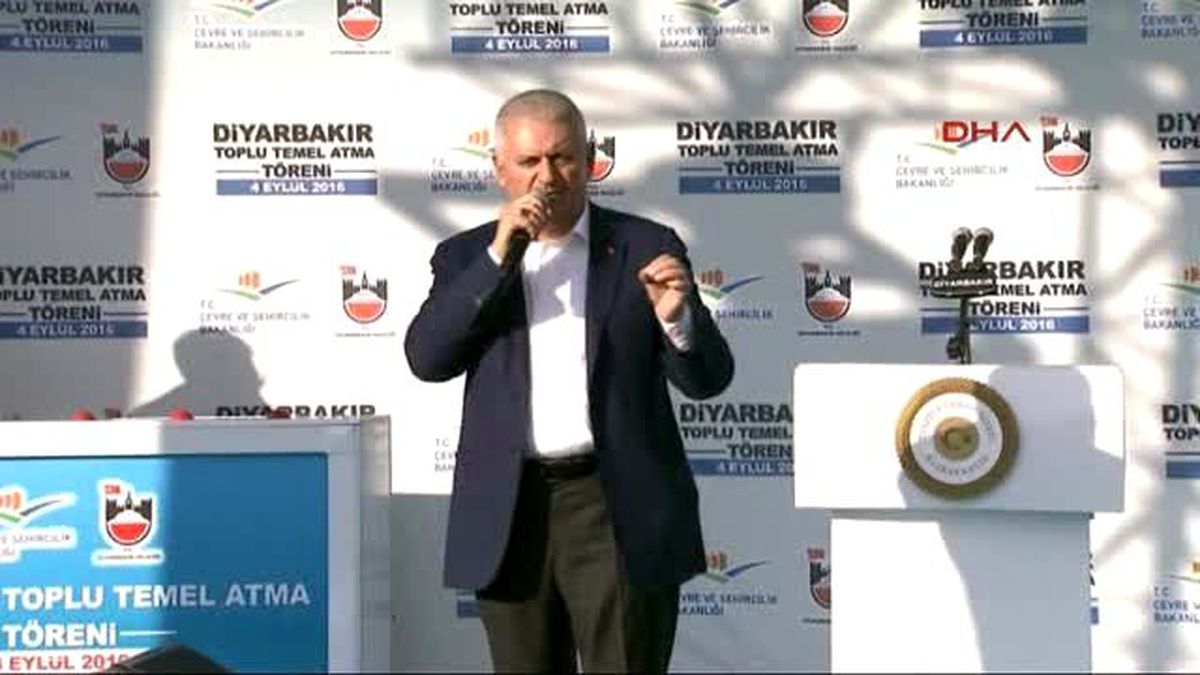 Başbakan Binali Yıldırım Diyarbakır\'da Halka Seslendi