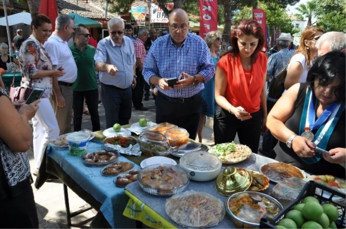 Edremit\'te Zeytinyağlı Yemek Yarışması Yapıldı