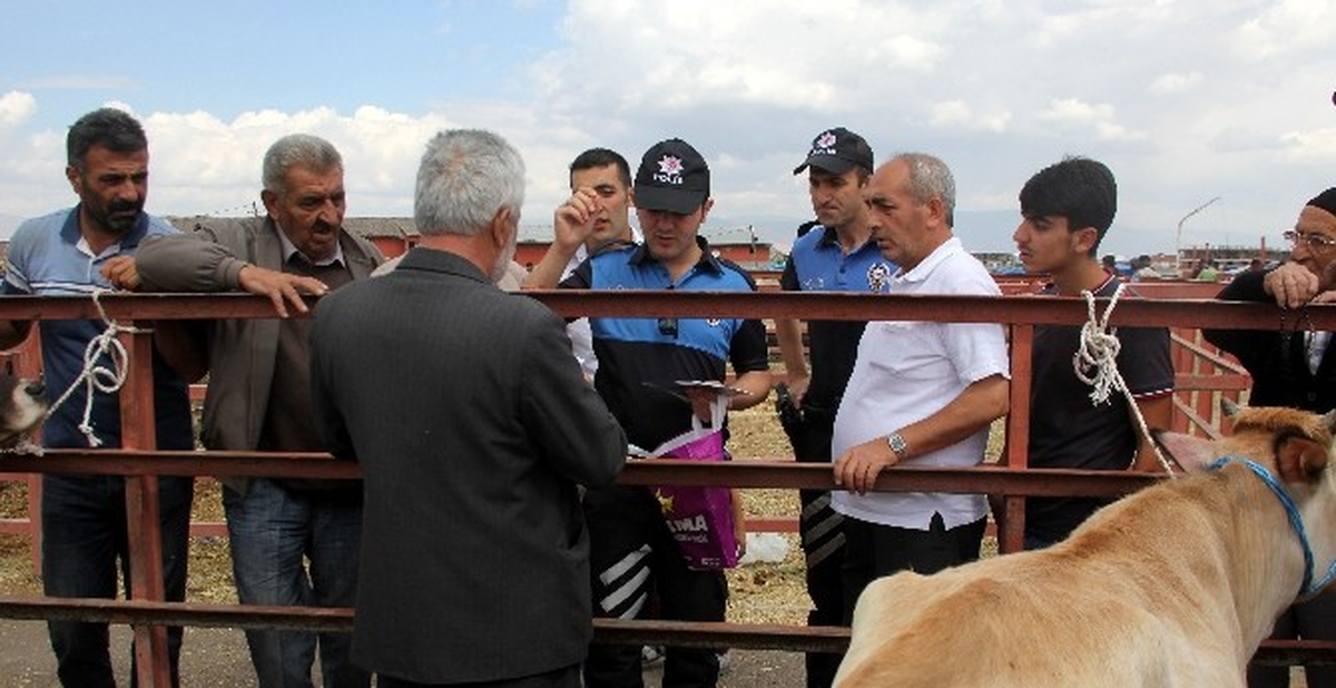 Hayvan Pazarında Sahte Para Uyarısı