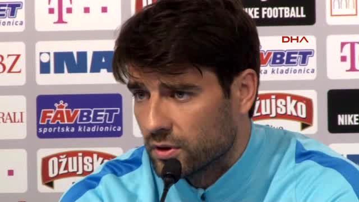 Hırvat Futbolcu Corluka: "Genç Kadrosu ile Türkiye Daha da Motive Olabilir"