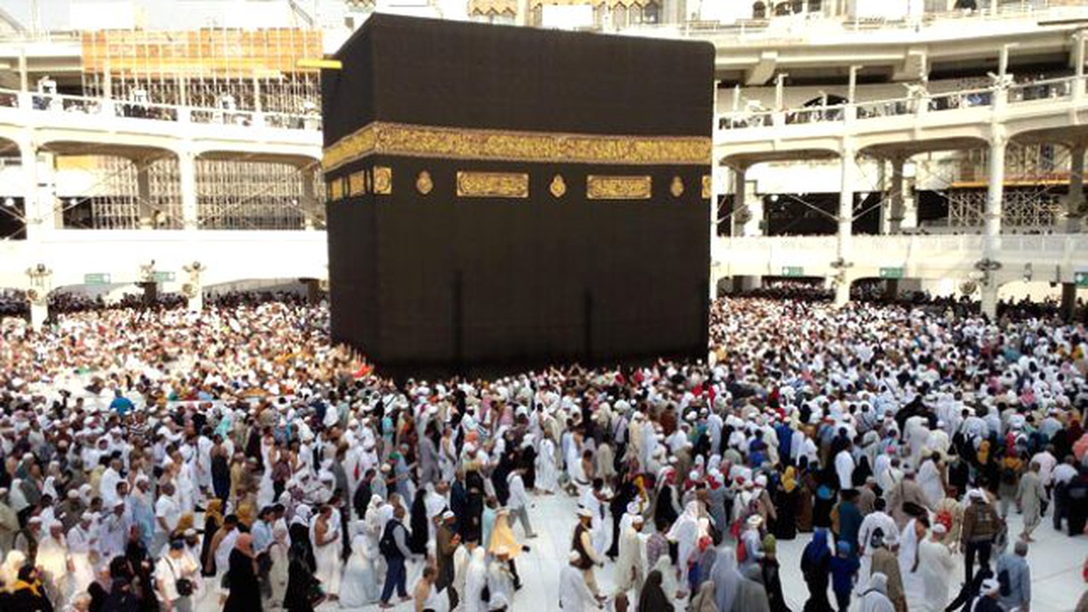 Kabe\'de Dualar Türkiye\'deki Şehitler İçin Yapıldı