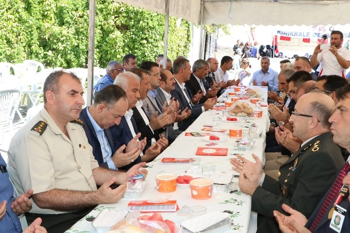 Kırıkkale Belediyesi\'nden Şehit Polis İçin Mevlit Yemeği