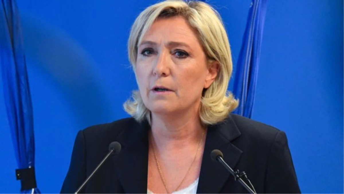 Marine Le Pen, Sarkozy\'yi \'Vahabizm\'i Yaymakla Suçladı