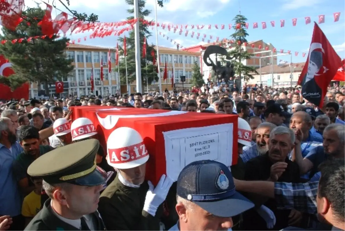 Tokatlı Şehit Onbaşı Pelit Son Yolculuğuna Uğurlandı