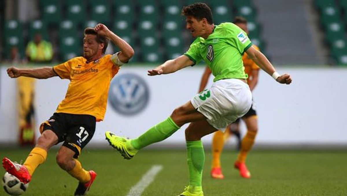 Wolfsburg: 1 - Dynamo Dresden: 0