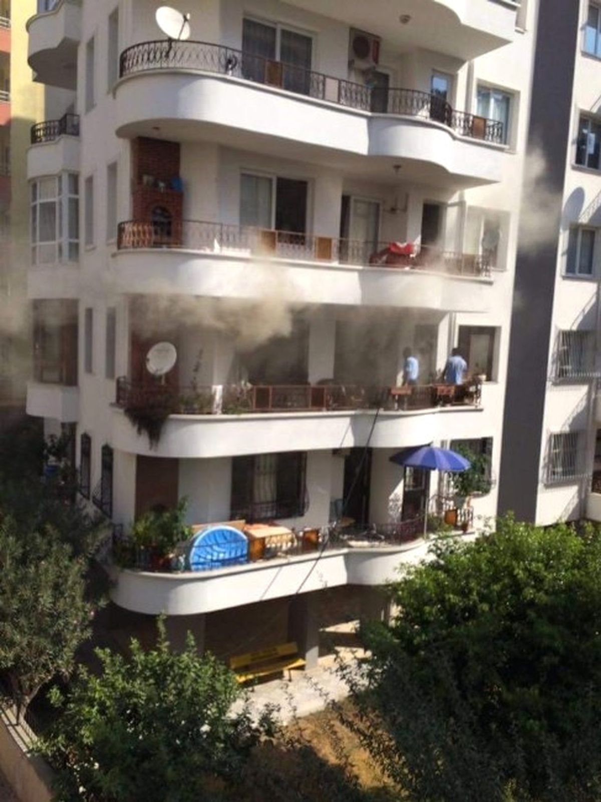 Yemeği Ocakta Unutup, Yaylaya Gittiler