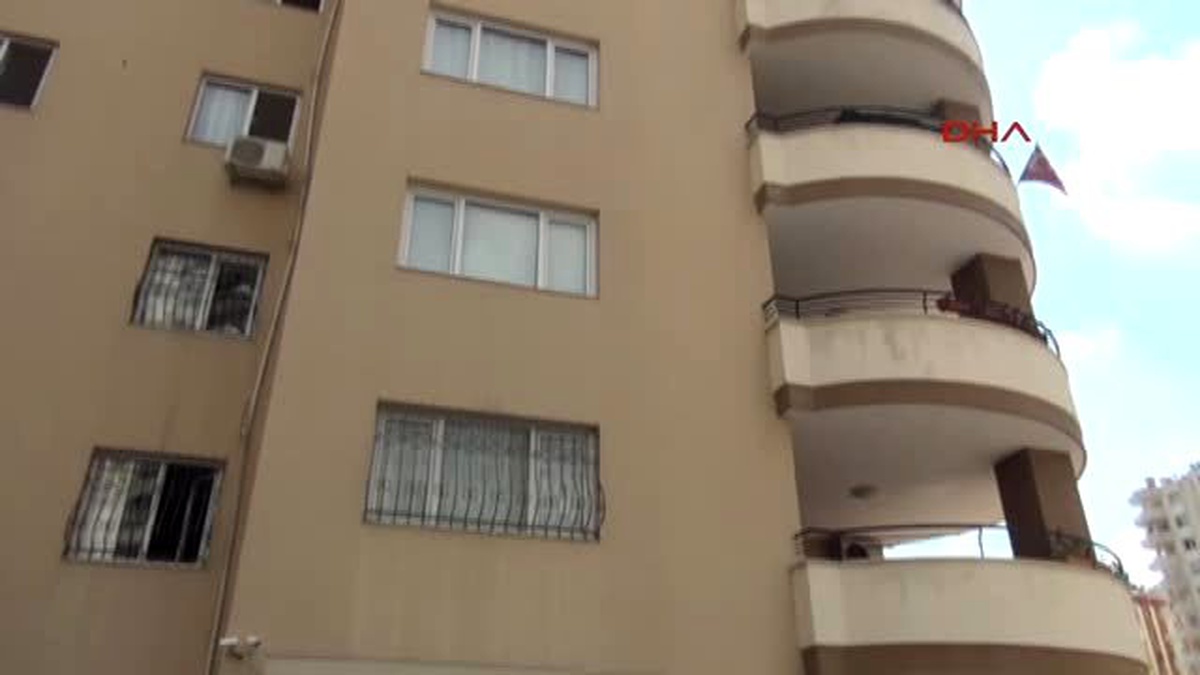 Adana 1\'inci Kattan Atlayarak İntihar Etti