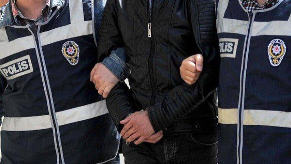 Adana\'da İki Kadına Fuhuştan Gözaltı