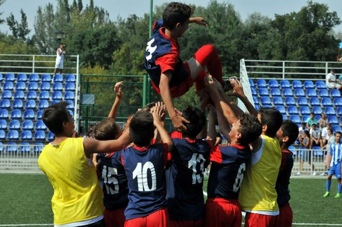 Altınordu Gençleri Sırbistan\'da Şampiyon