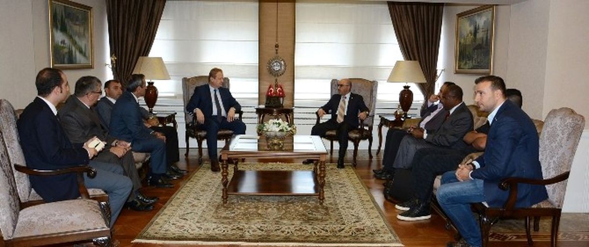 Arap Turizm Örgütü Başkanı Al-Fehaid\'den Vali Yavuz\'a Ziyaret