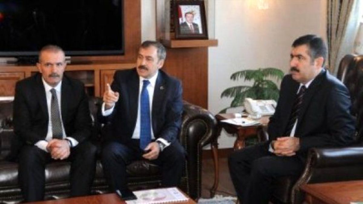 Bakan Eroğlu Van İçin İmzayı Attı