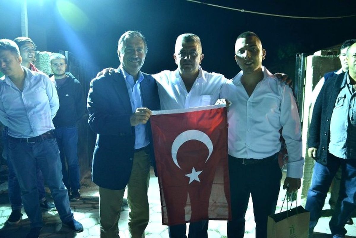 Başkan Ataç Alican\'ı Askere Uğurladı