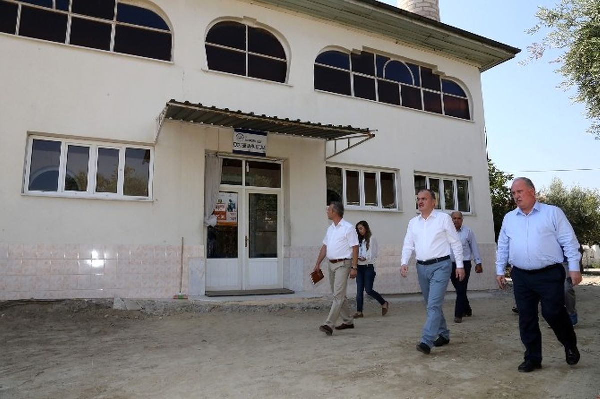 Başkan Gürlesin, Kocadere Mahallesinde Çalışmaları İnceledi