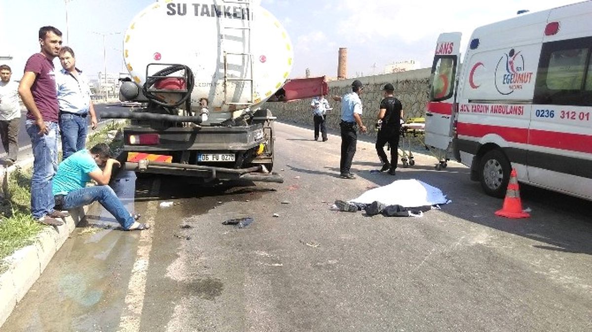 Belediye Personeli Kazada Hayatını Kaybetti