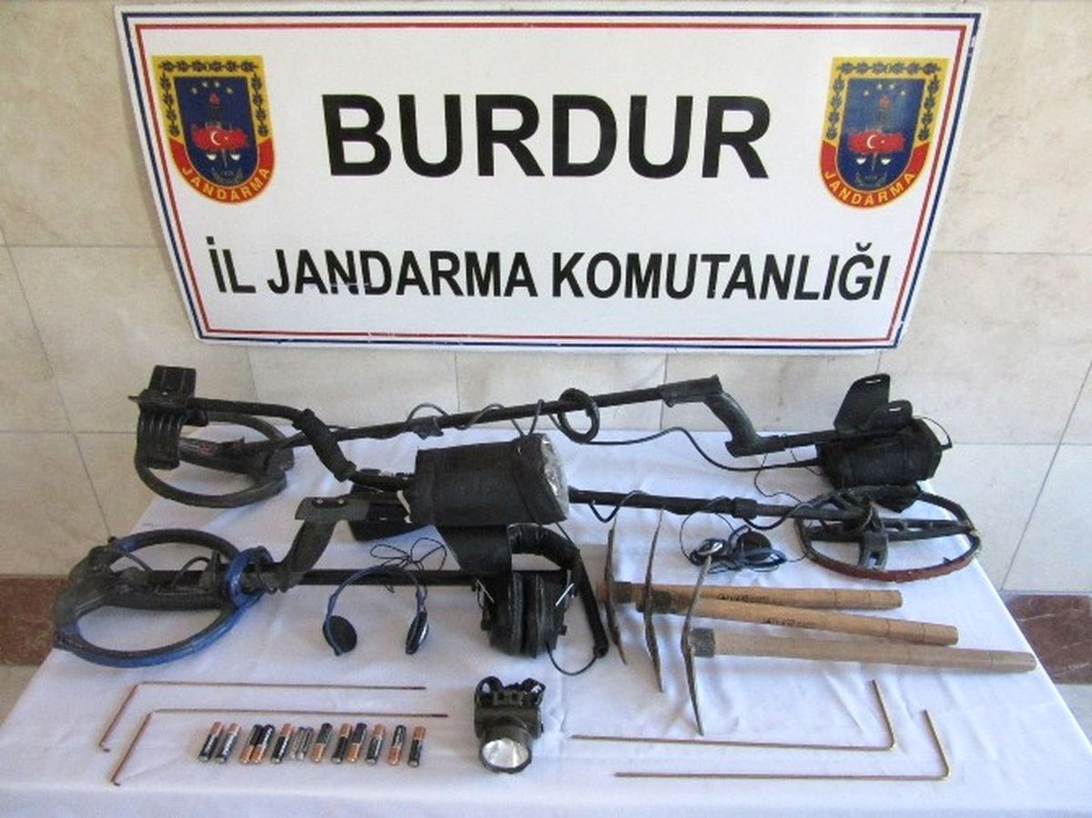 Burdur\'da 297 Olayda, 300 Kişi Yakalandı