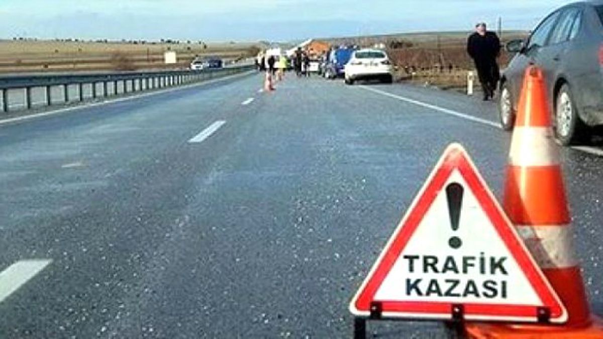 Çanakkale\'de Trafik Kazası: 1 Ölü