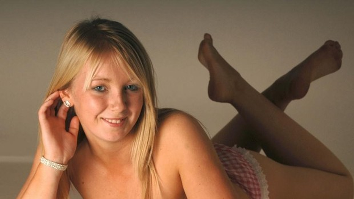 Çıplak Model Kimberley IŞİD'e Katıldı