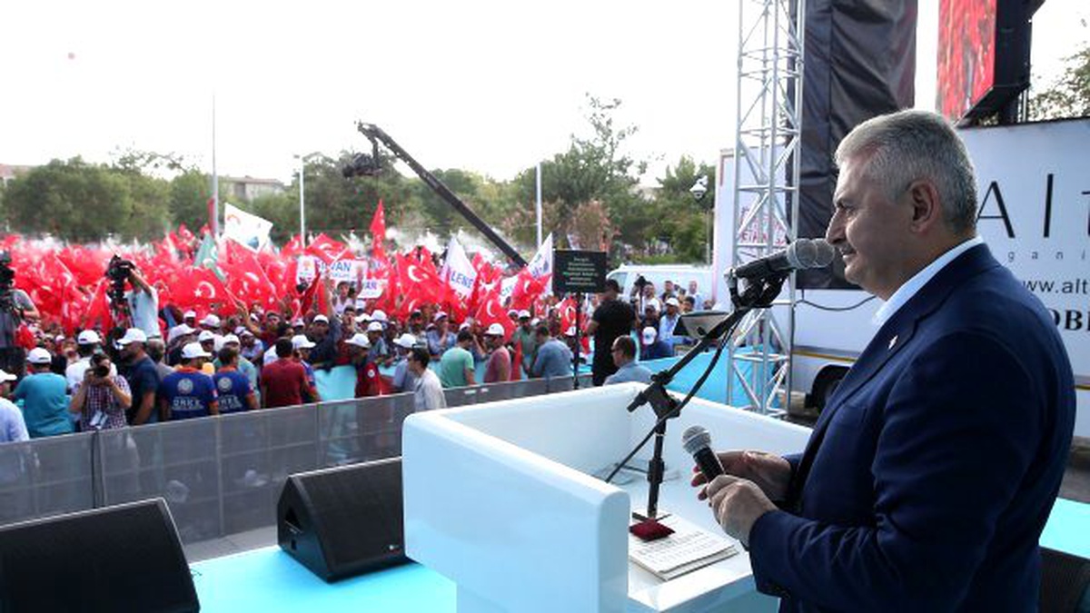 Diyarbakır\'da Toplu Temel Atma Töreni