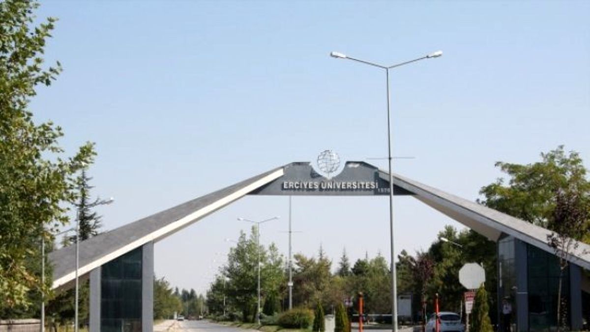 Erü\'de AB Projesi Eğitimleri Başlıyor