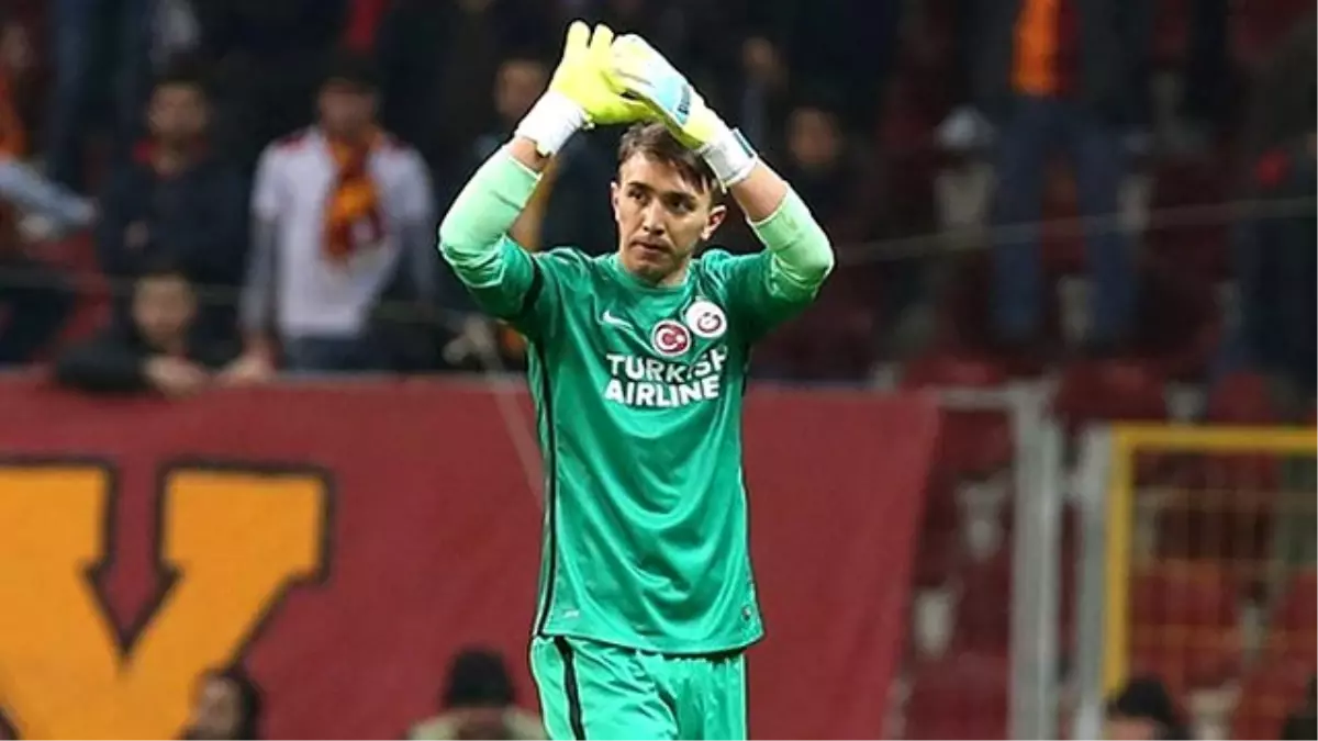 Galatasaraylı Fernando Muslera, Milli Takımda Sakatlandı