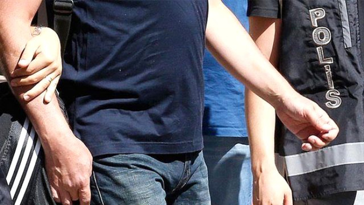 Gaziantep\'te 19 Adliye Personeli Fetö\'den Gözaltında