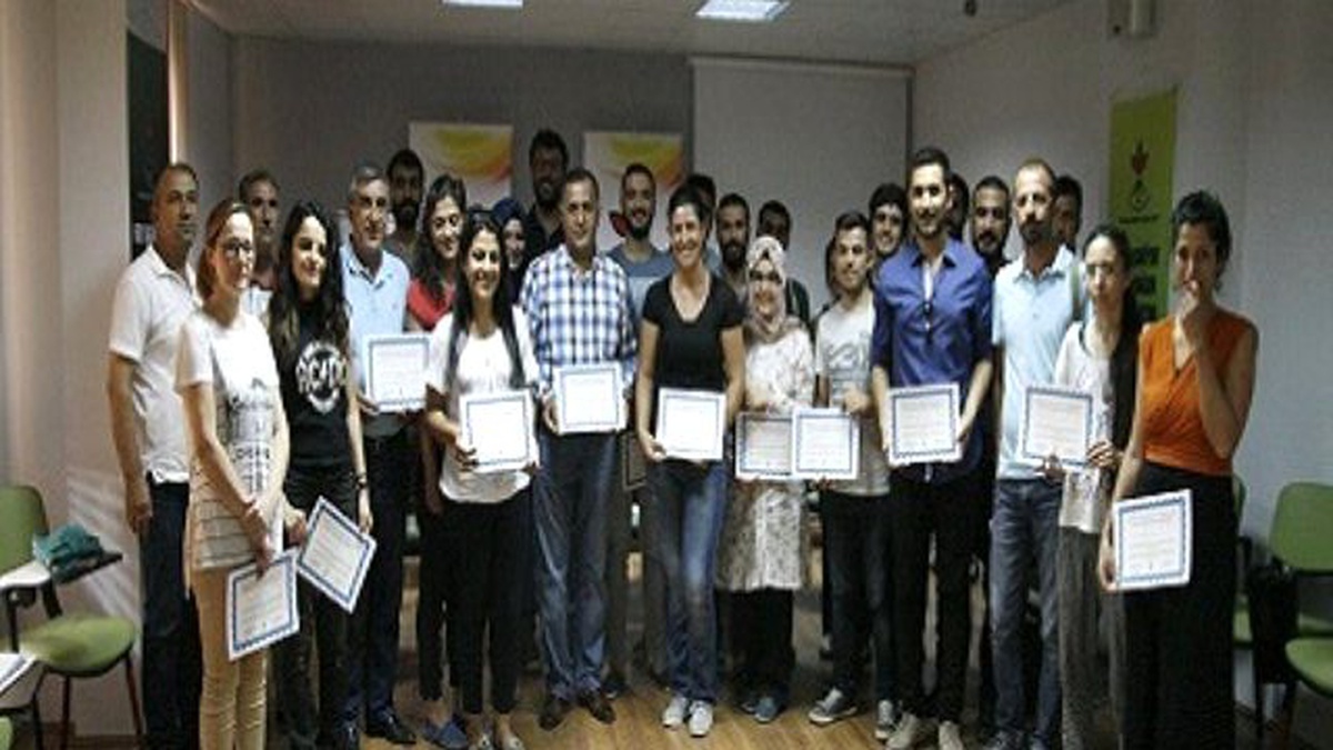 İHD\'nin Yaz Okulu Sona Erdi
