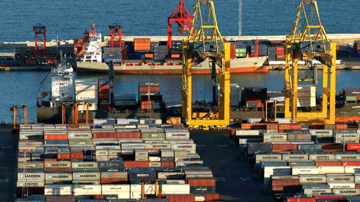 İhracat Yüzde 11,5, İthalat Yüzde 19,7 Azaldı