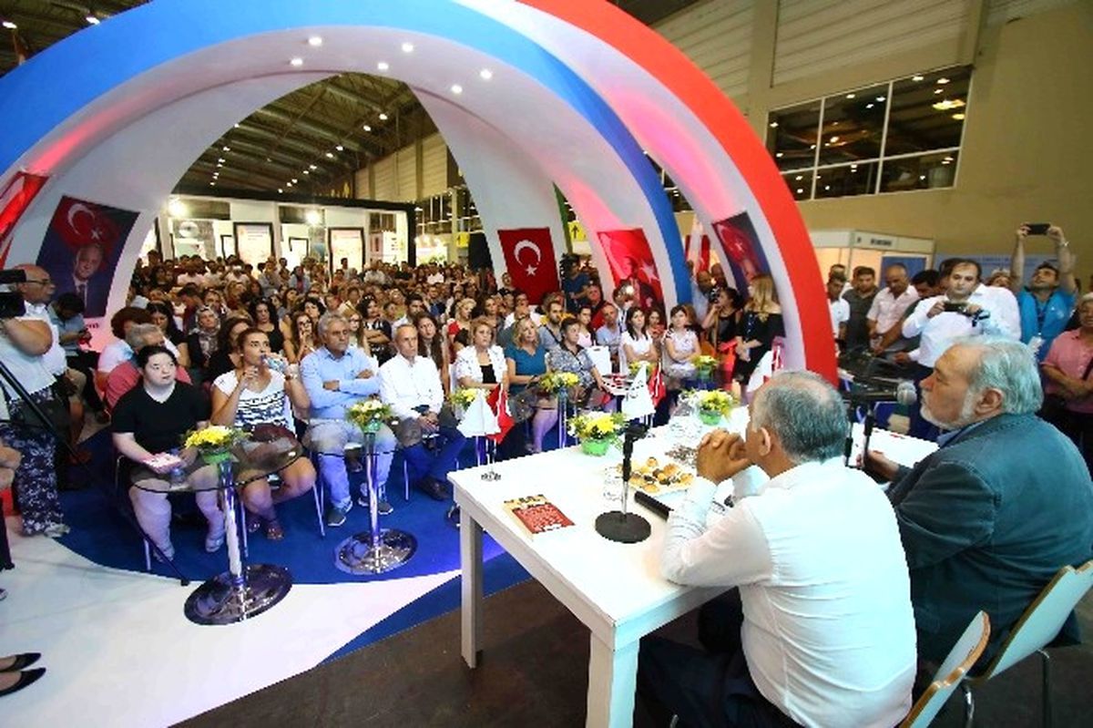 İlber Ortaylı: "Bu Adam Belki Bir Humeyni Olmak İstiyor"