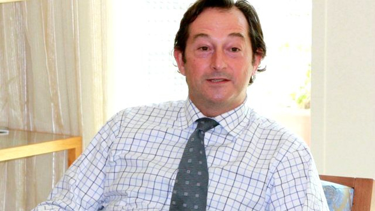 İngiltere\'nin Tahran Büyükelçisi Hopton Oldu