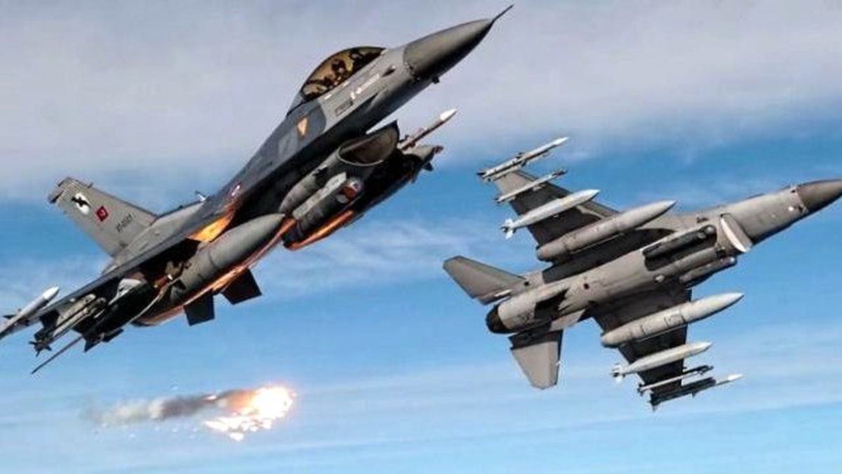 Irak\'ın Kuzeyinde 30 Terörist Etkisiz Hale Getirildi