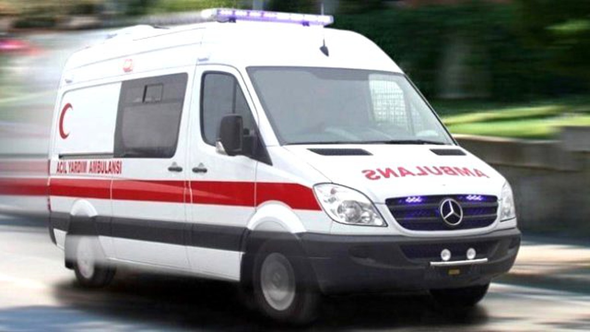 Karaman\'da Trafik Kazası: 4 Yaralı