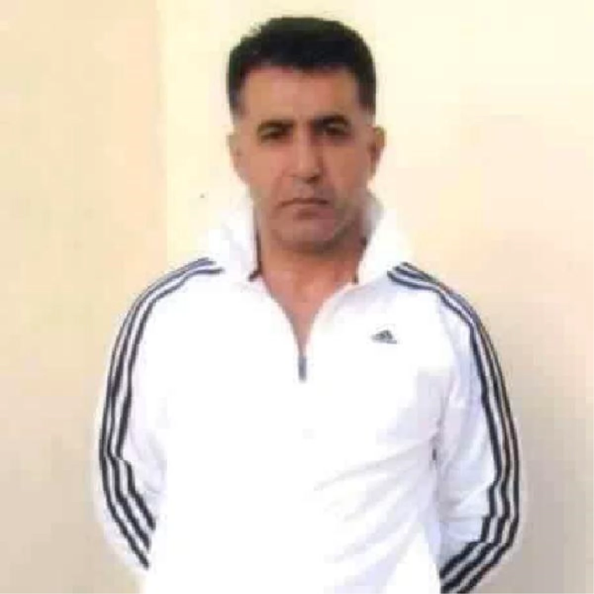 Katilini Öldürdüğü Özgecan\'ın Fotoğrafı Olan Tişörtle Duruşmaya Çıktı