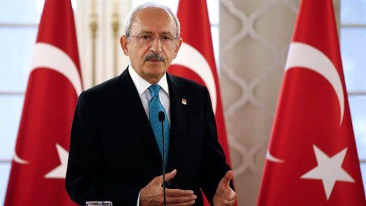 Kılıçdaroğlu, Çankaya Belediyesi\'nde Toplu İş Sözleşmesi Törenine Katıldı