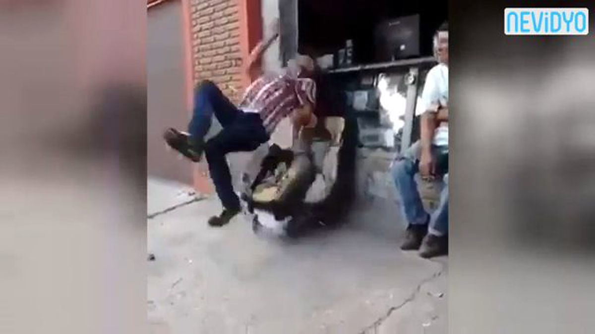 Koltuk Bomba Gibi Patladı!