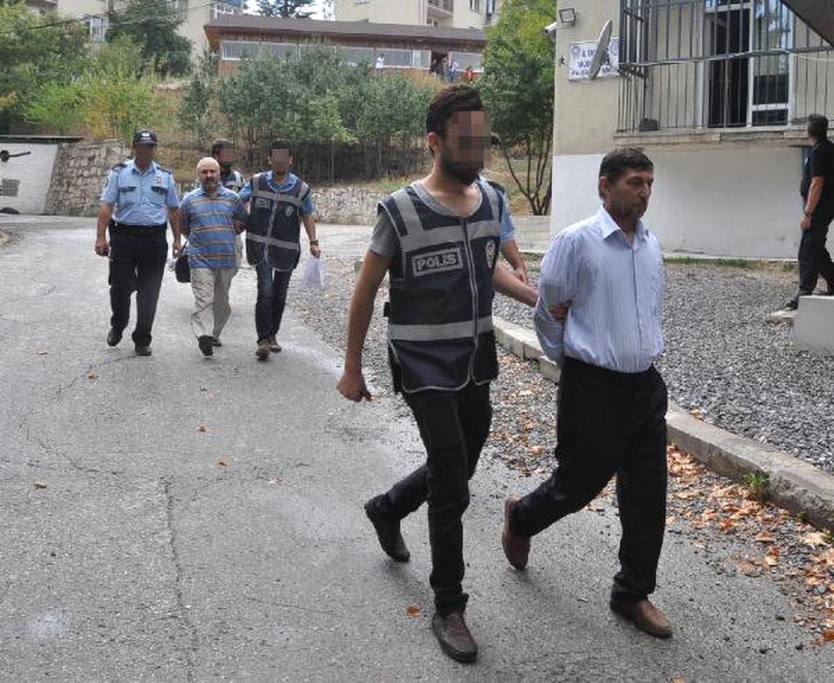 Kütahya\'da Fetö İmamları Adliyeye Sevk Edildi