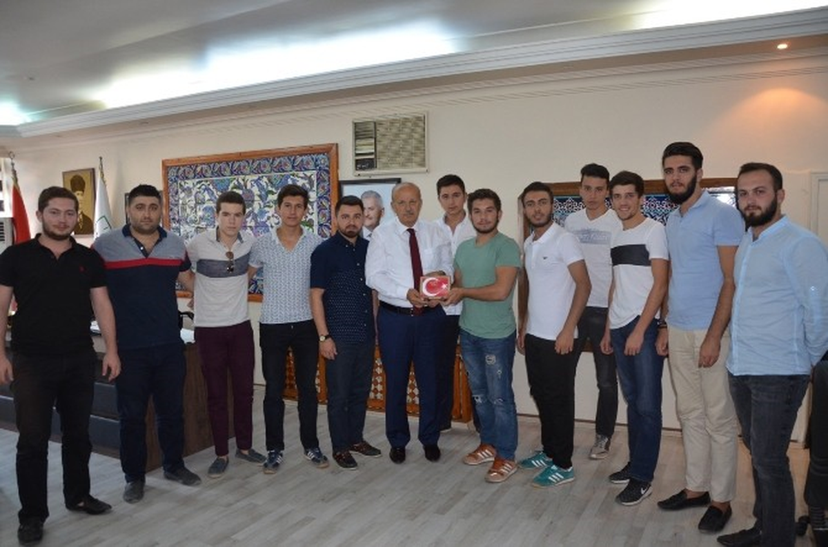 Sargın, Liseli Gençleri Ağırladı