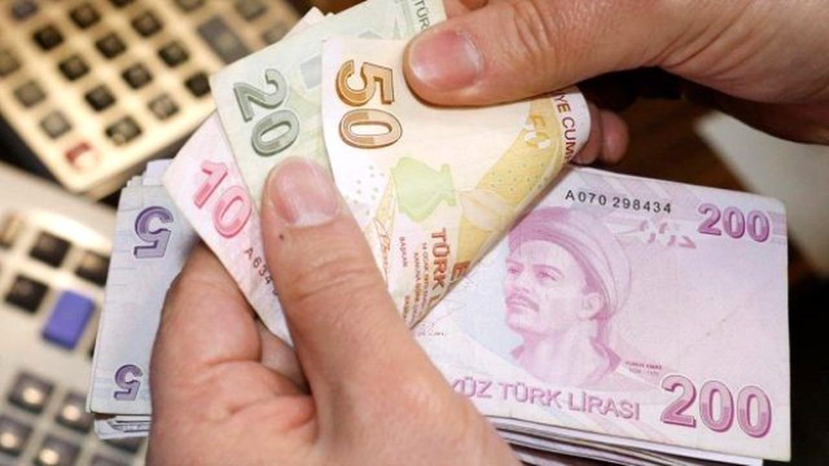 Şarkışla\'da İhtiyaç Sahiplerine Bayram Yardımı