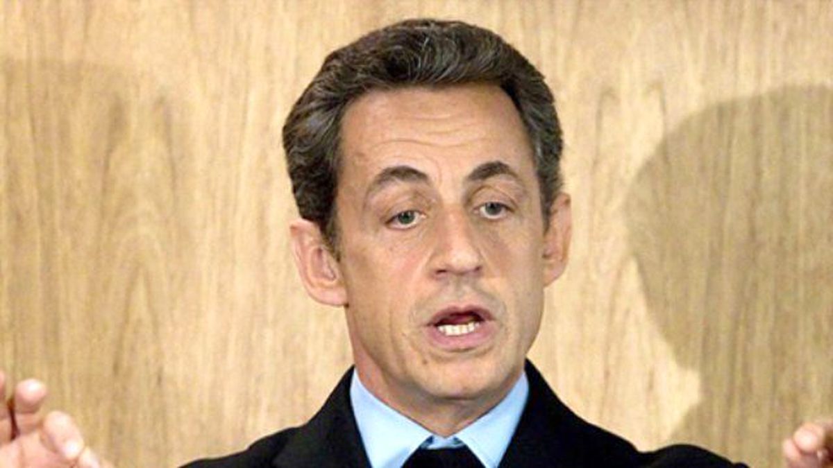 Sarkozy Hakkında Dava Talebi