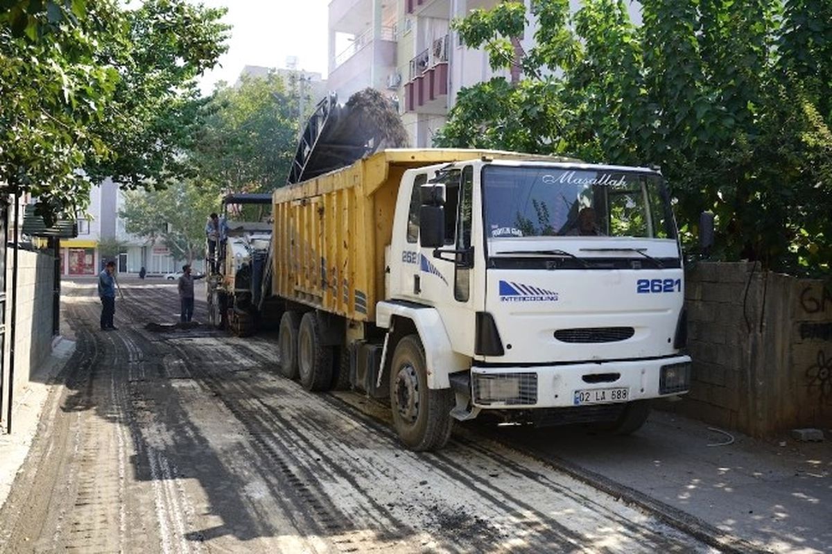 Siteler Mahallesi\'nde Asfaltlama Öncesi Hazırlık Çalışması