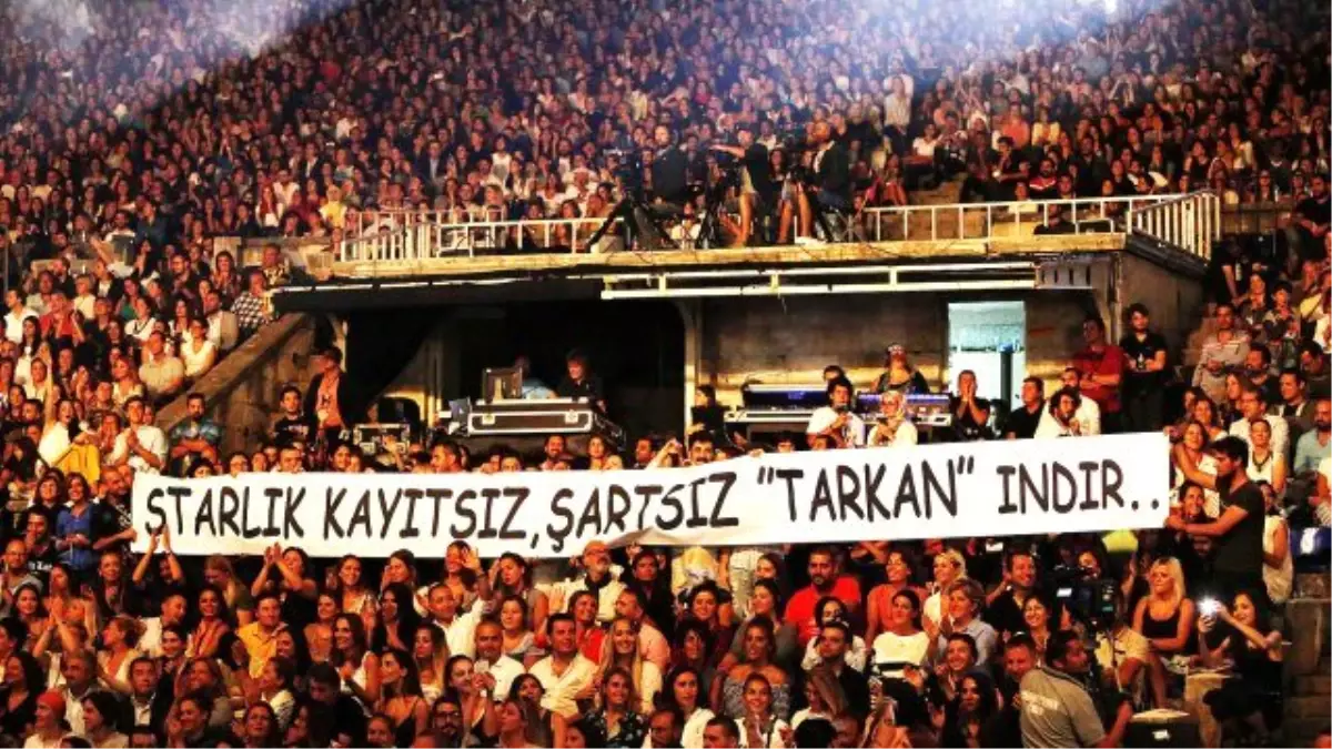 Tarkan, Açıkhava\'da Cuppa Dedi!