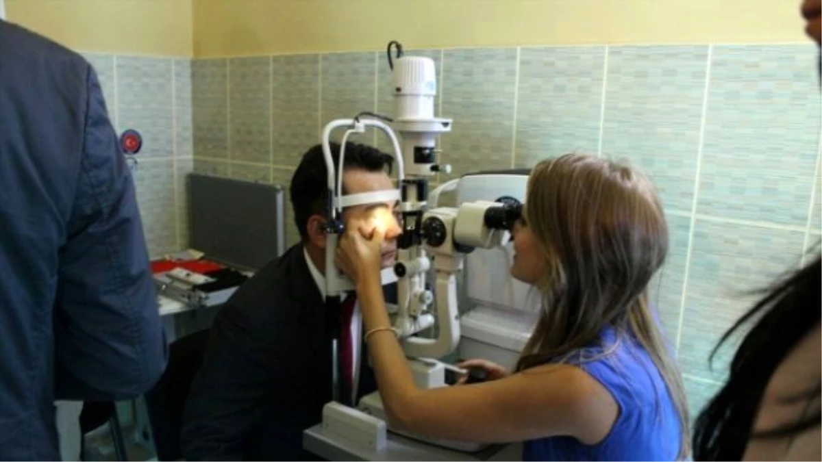 Tika\'dan Romanya\'ya Göz Kliniği