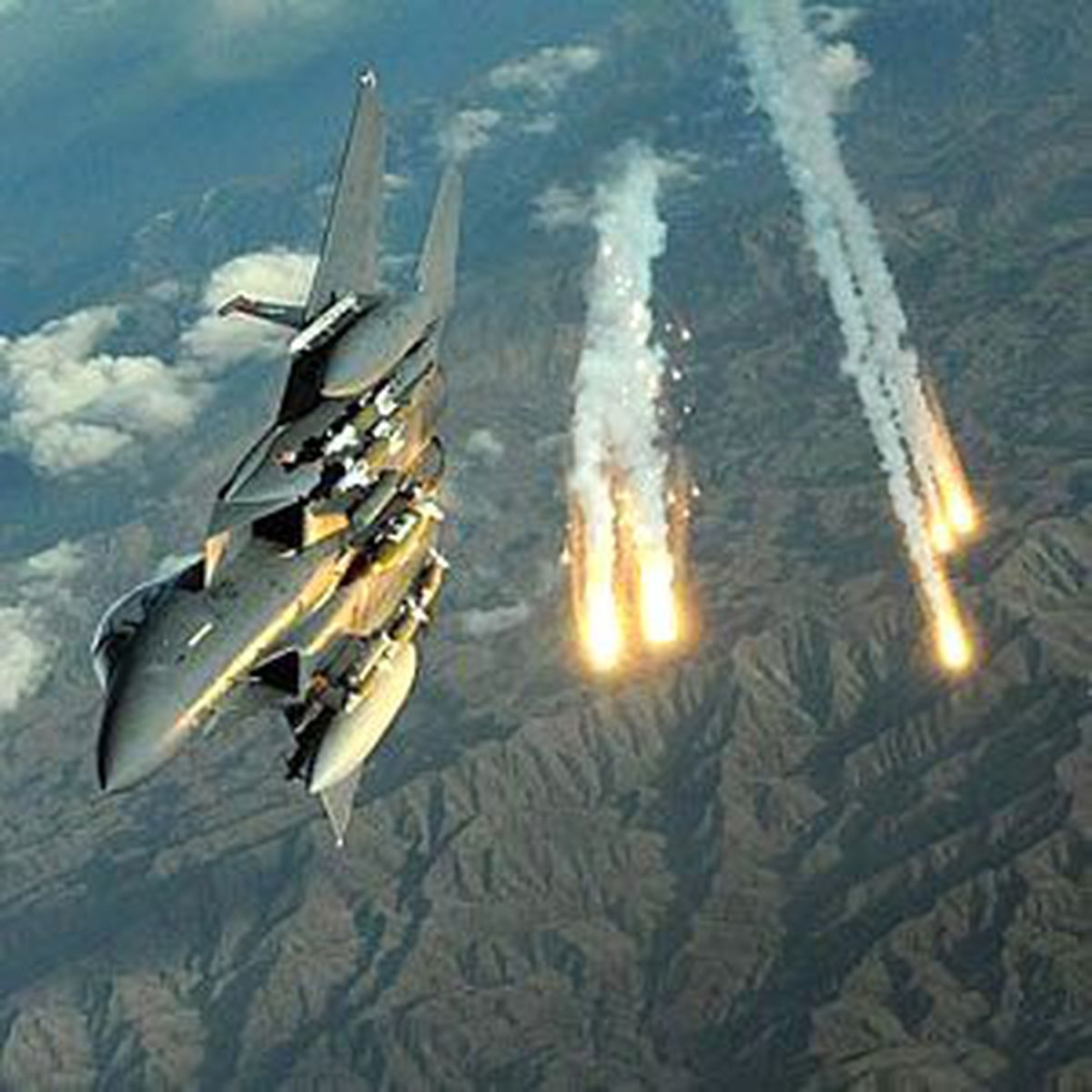 Kuzey Irak\'a Hava Harekatında 30 Terörist Etkisiz Hale Getirildi