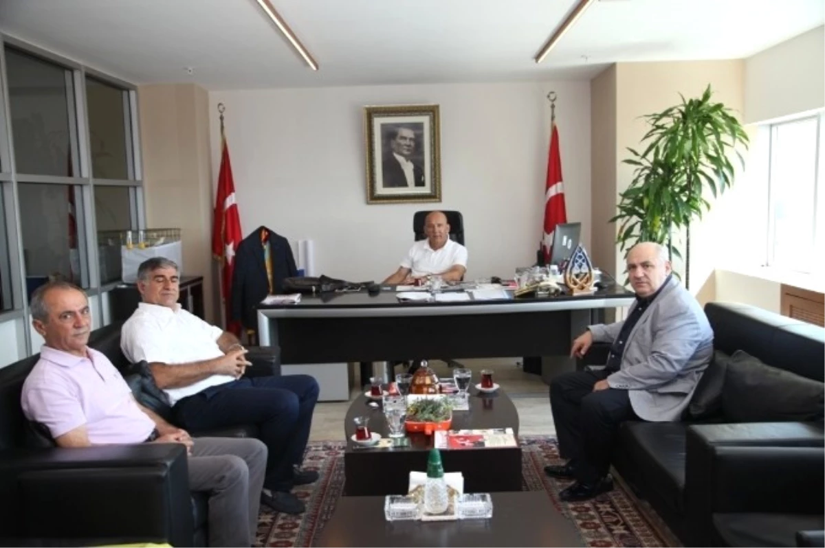 Türkiye Briç Federasyonu\'ndan Başkanı Altınok Öz\'e Ziyaret