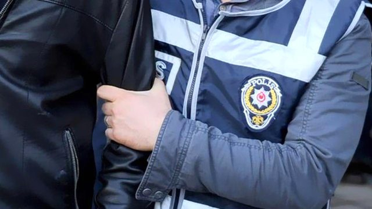 Uyuşturucu Tacirleri Tutuklandı