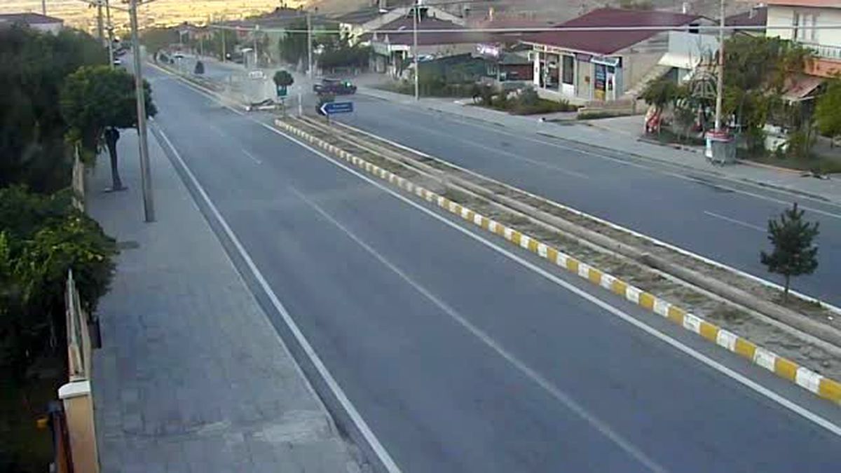 Trafik Kazaları Mobese Kameralarına Yansıdı