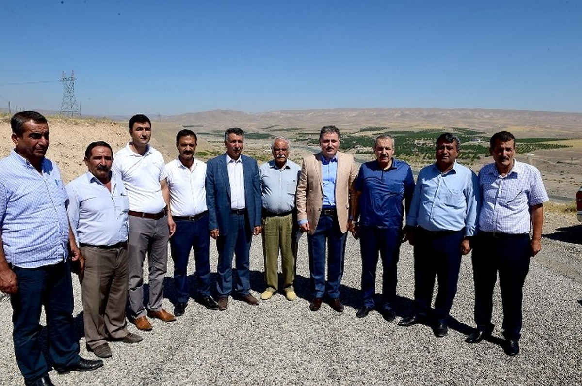 Yazıhan\'da Asfaltlanan Yollarda İncelemelerde Bulunan Başkan Çakır Açıklaması