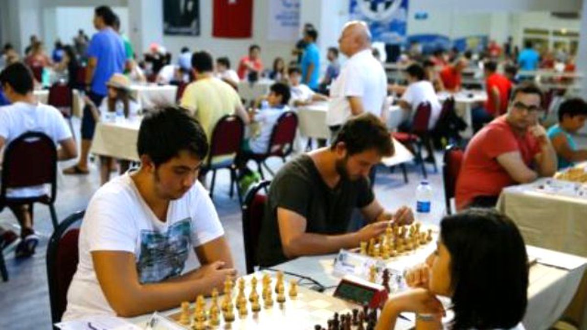 15. Uluslararası İzmir Açık Satranç Turnuvası