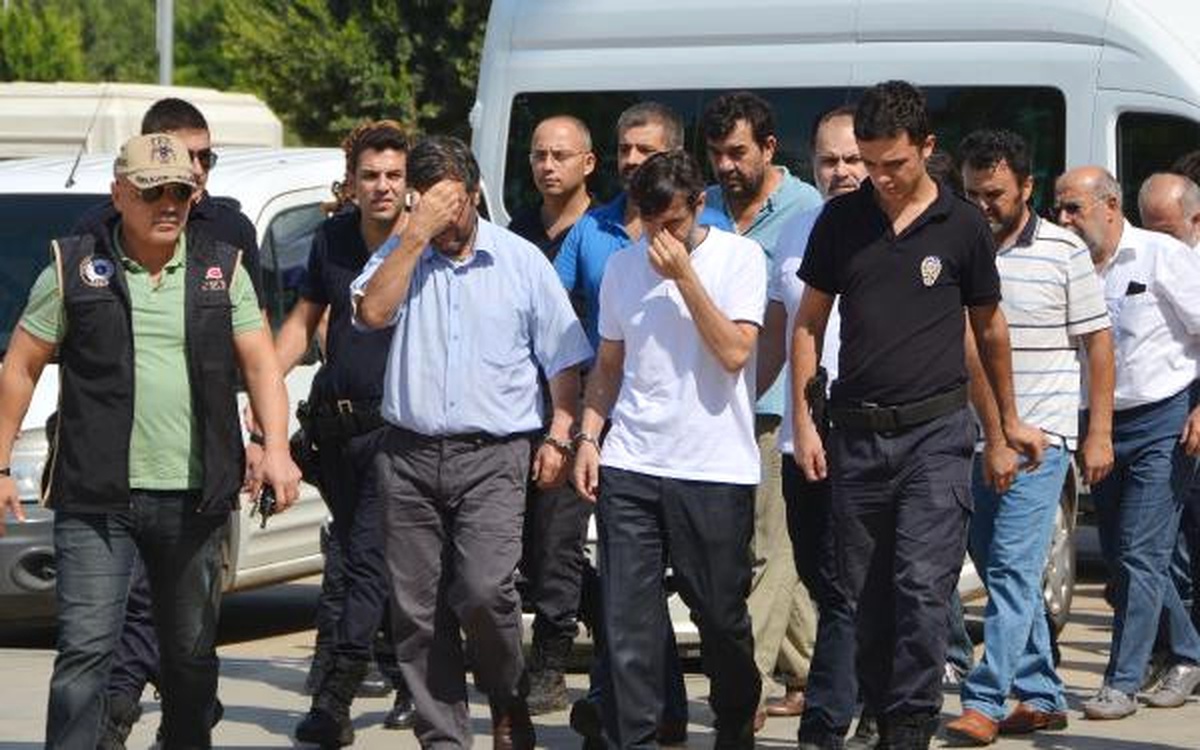 16 Milli Eğitim Müfettişi Fetö\'den Adliyede
